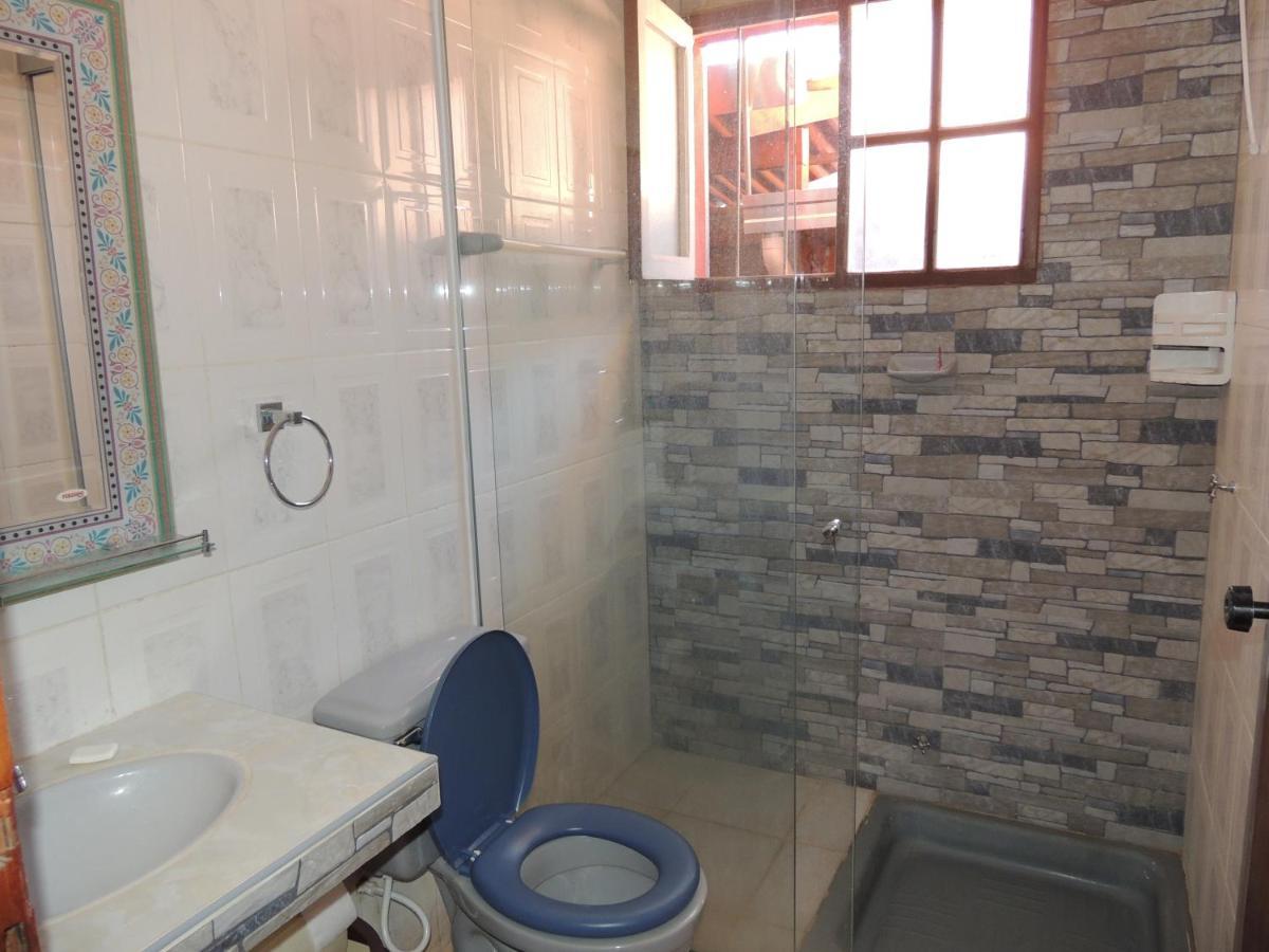 Hostal Dinosaurio Bed & Breakfast Torotoro Exterior photo